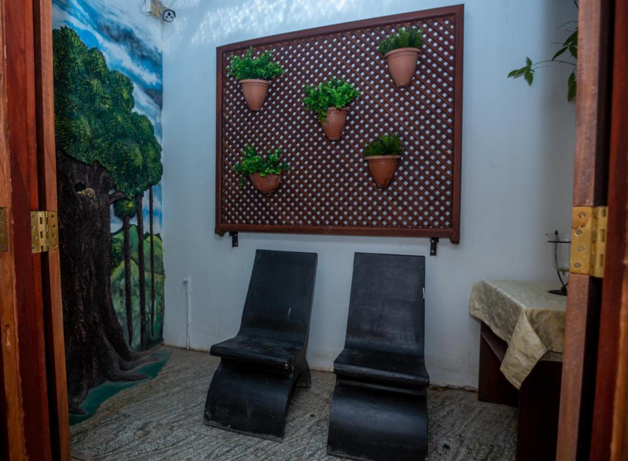 Fort Thari Inn กอลล์ ภายนอก รูปภาพ